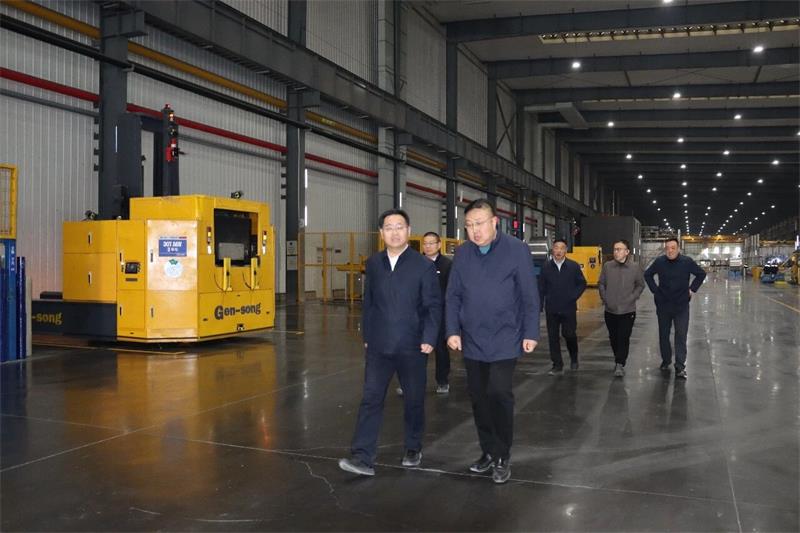 鞏義市委書記、市長郭程明蒞臨明泰鋁業慰問一線員工
